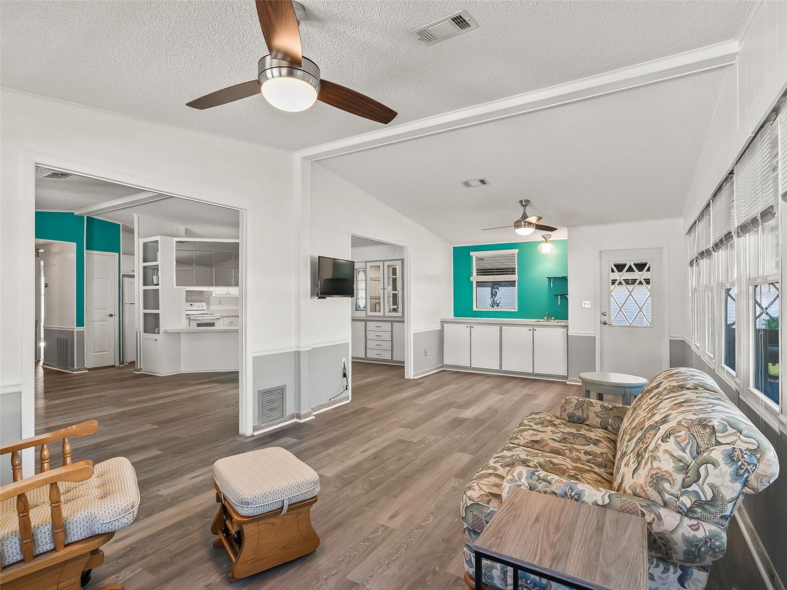 1514 HILLCREST DR, LADY LAKE, FL — photo 11