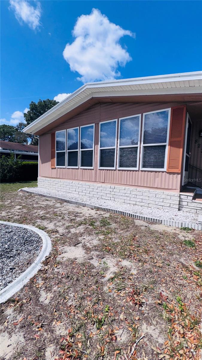 8239 RIDGE DALE AVE, BROOKSVILLE, FL — photo 2