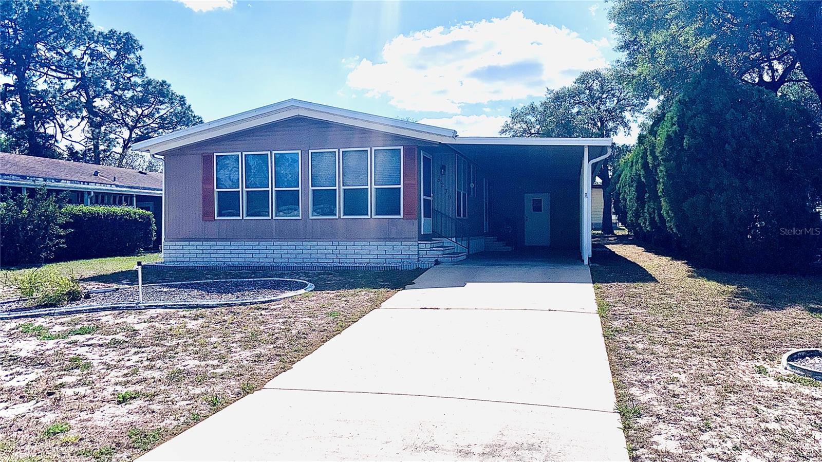 8239 RIDGE DALE AVE, BROOKSVILLE, FL — photo 4