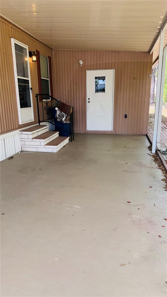 8239 RIDGE DALE AVE, BROOKSVILLE, FL — photo 5