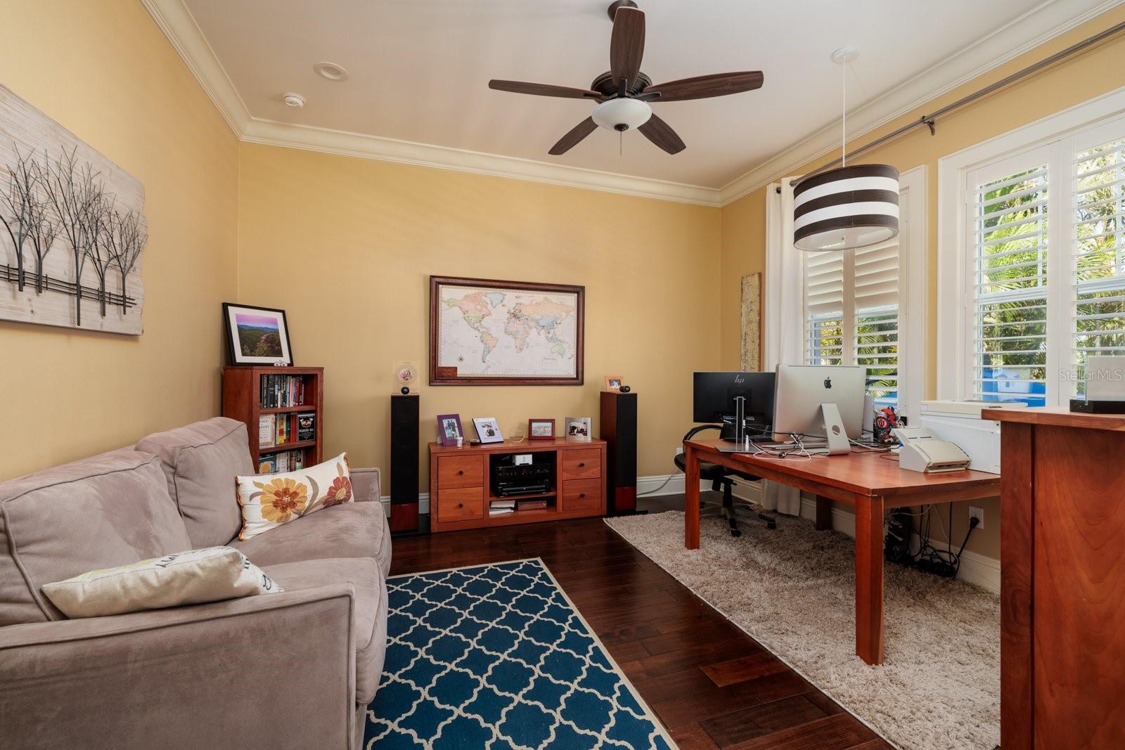 852 CORDOVA BLVD NE, ST PETERSBURG, FL — photo 24