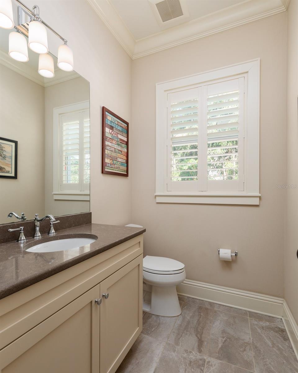 852 CORDOVA BLVD NE, ST PETERSBURG, FL — photo 25