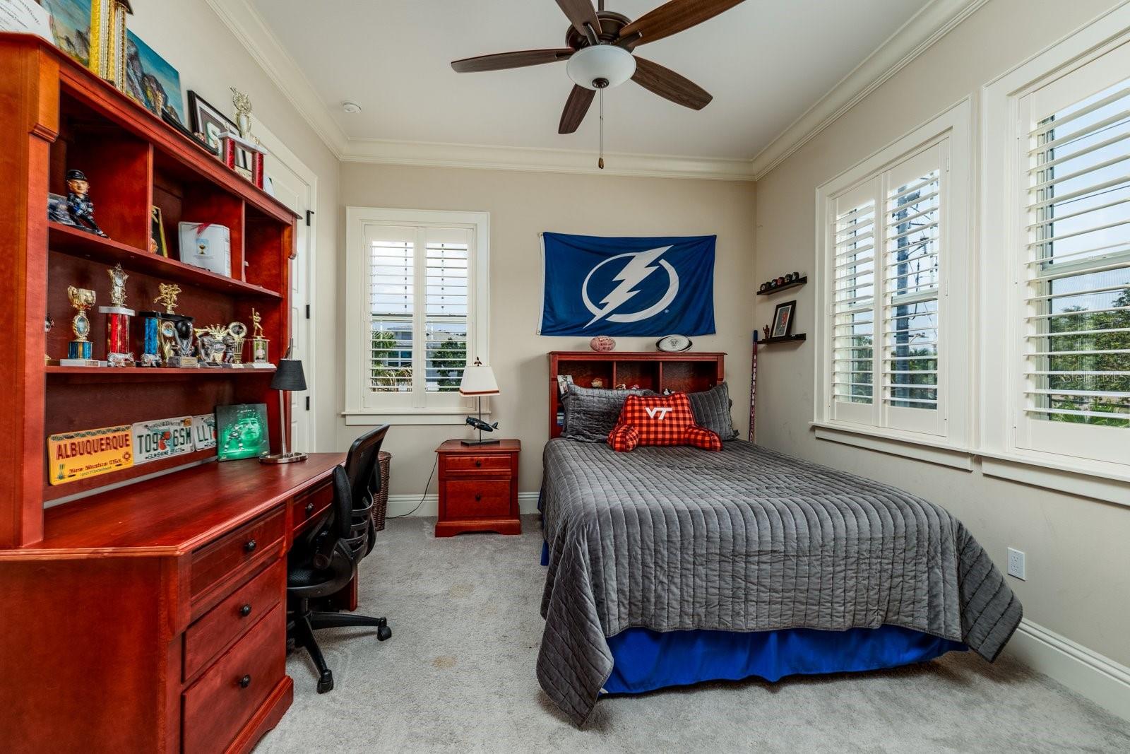 852 CORDOVA BLVD NE, ST PETERSBURG, FL — photo 37