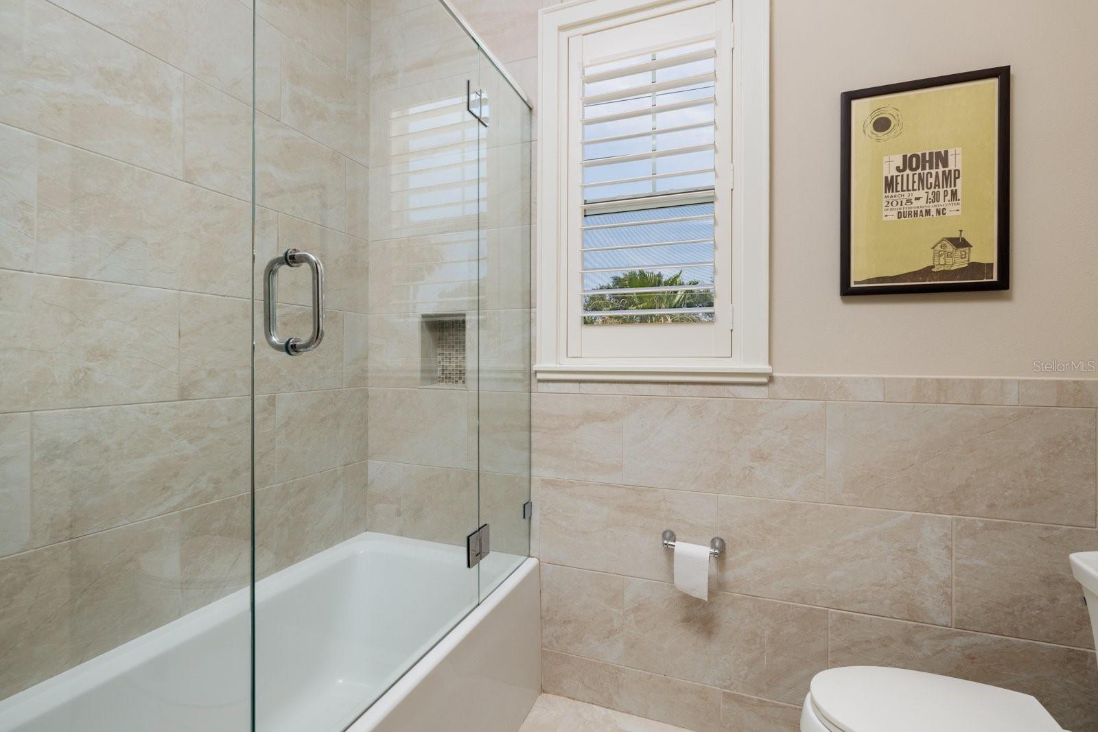 852 CORDOVA BLVD NE, ST PETERSBURG, FL — photo 39