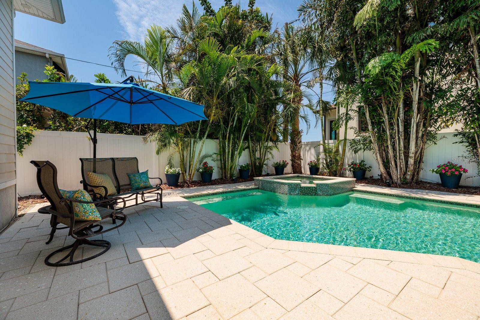 852 CORDOVA BLVD NE, ST PETERSBURG, FL — photo 47