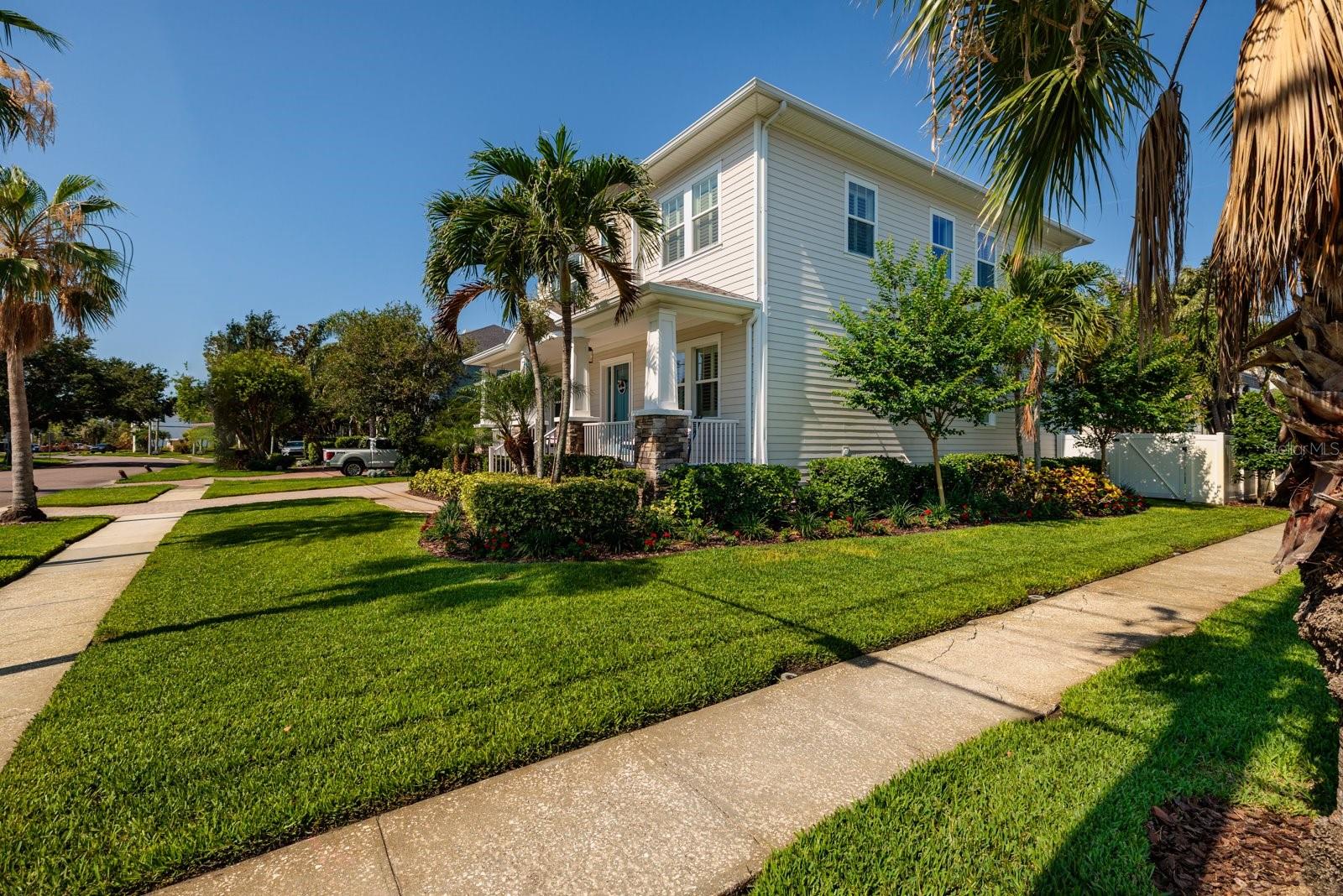 852 CORDOVA BLVD NE, ST PETERSBURG, FL — photo 64