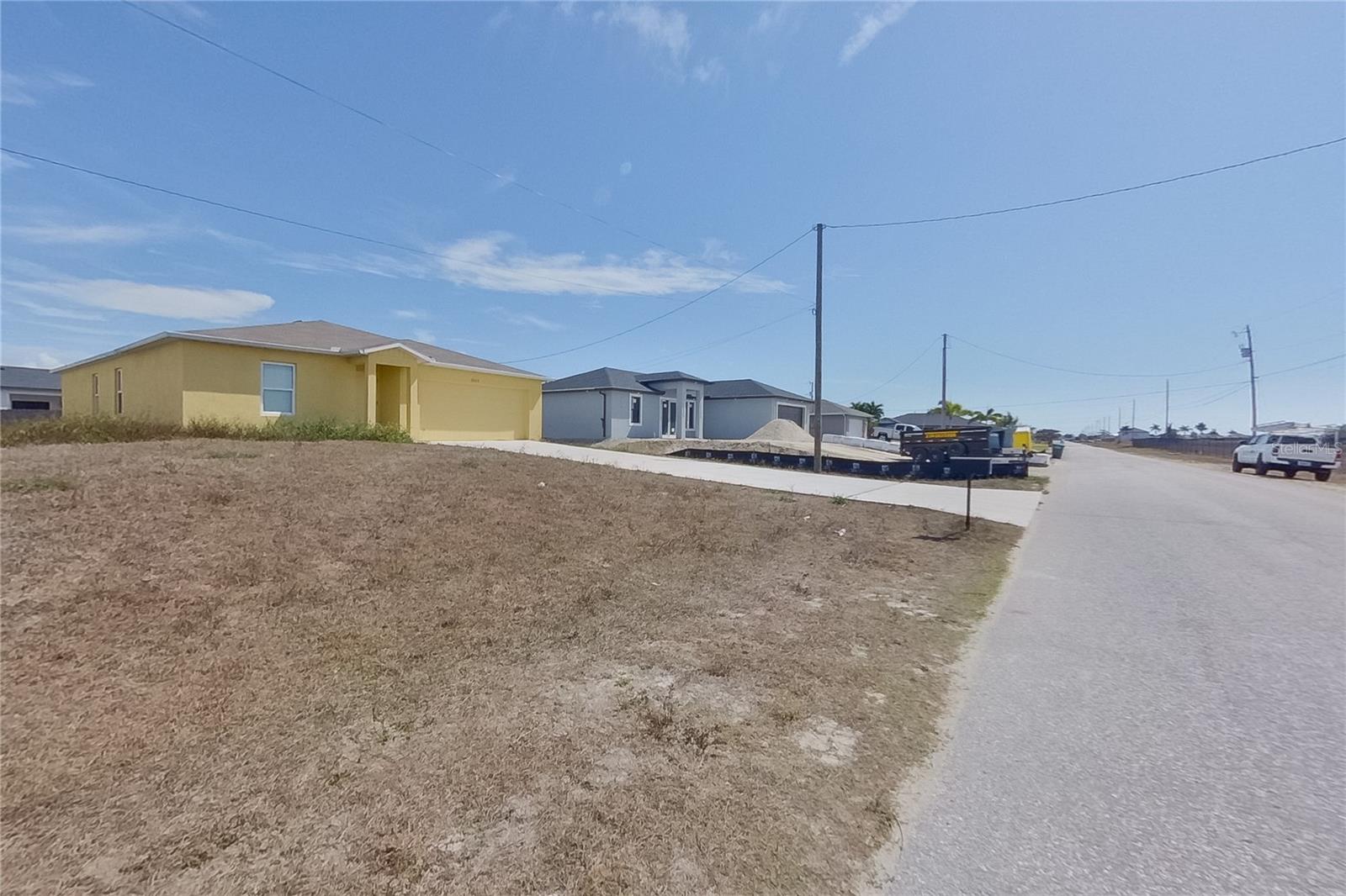 2227 NW 11TH CT, CAPE CORAL, FL — photo 2