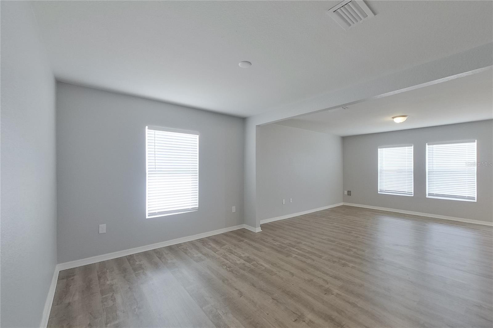 2227 NW 11TH CT, CAPE CORAL, FL — photo 3