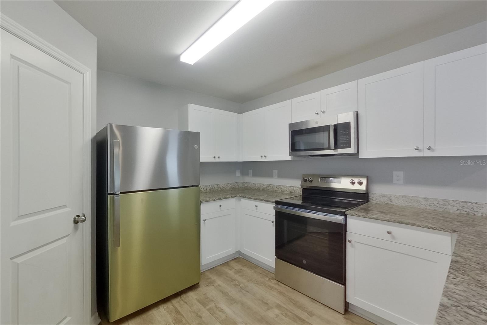 2227 NW 11TH CT, CAPE CORAL, FL — photo 9