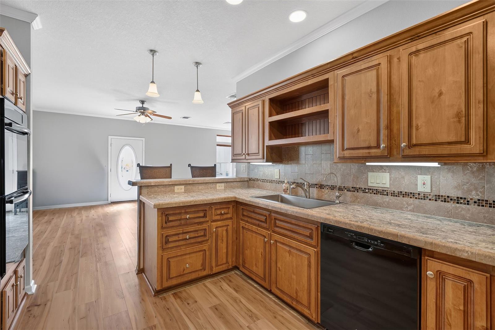 530 SAN CLEMENTE CIR, NORTH PORT, FL — photo 9