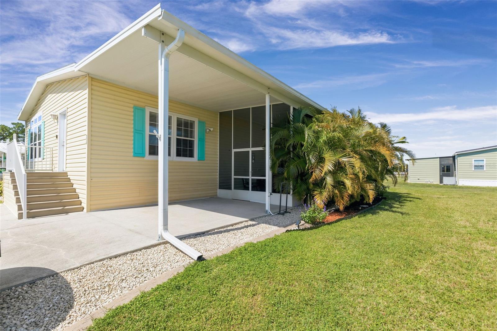 530 SAN CLEMENTE CIR, NORTH PORT, FL — photo 31