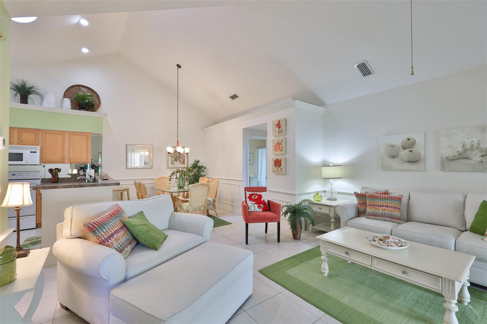1115 GOLFVIEW WOODS DR, SUN CITY CENTER, FL — photo 5
