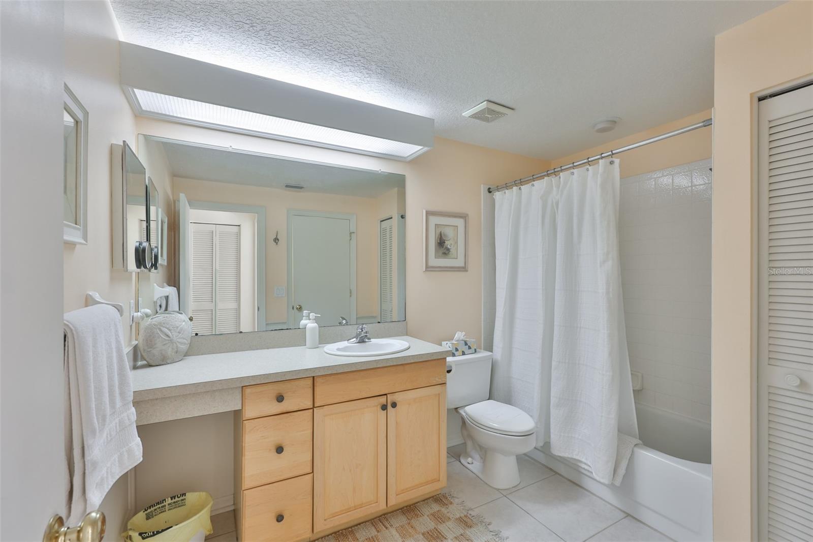 1115 GOLFVIEW WOODS DR, SUN CITY CENTER, FL — photo 20
