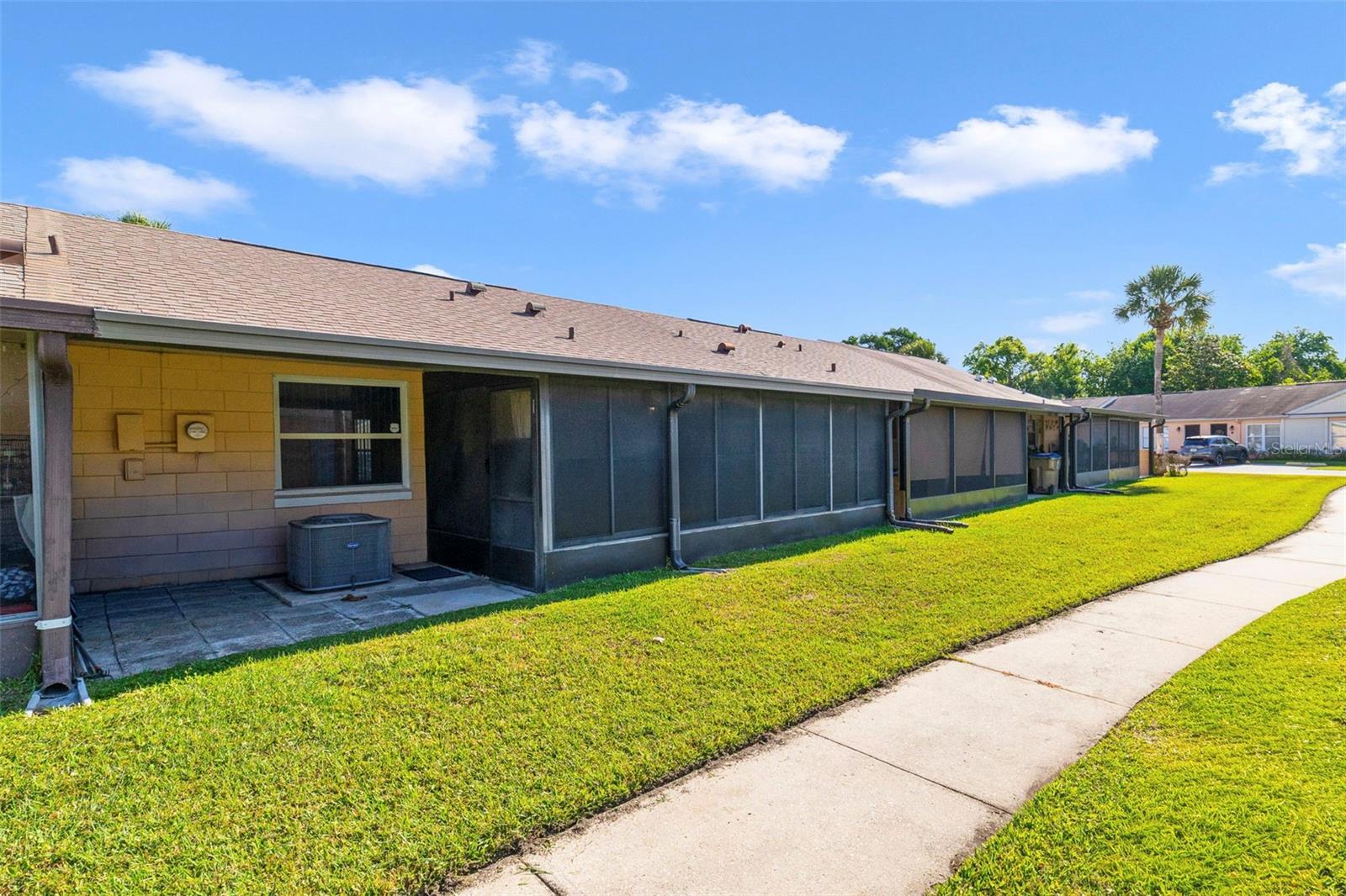 67 E COUNTRY COVE WAY, KISSIMMEE, FL — photo 17