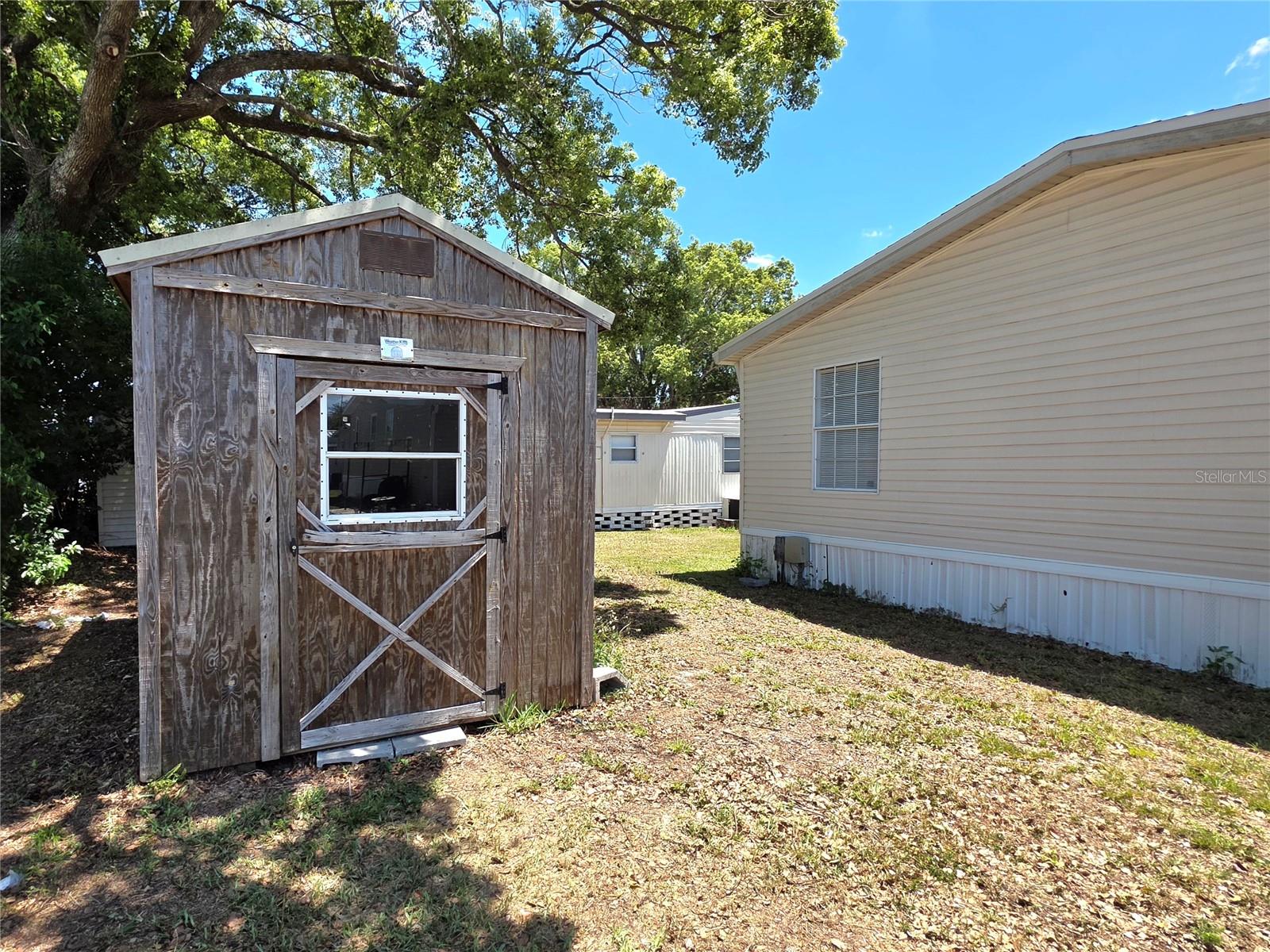 37251 LOIS AVE, ZEPHYRHILLS, FL — photo 2
