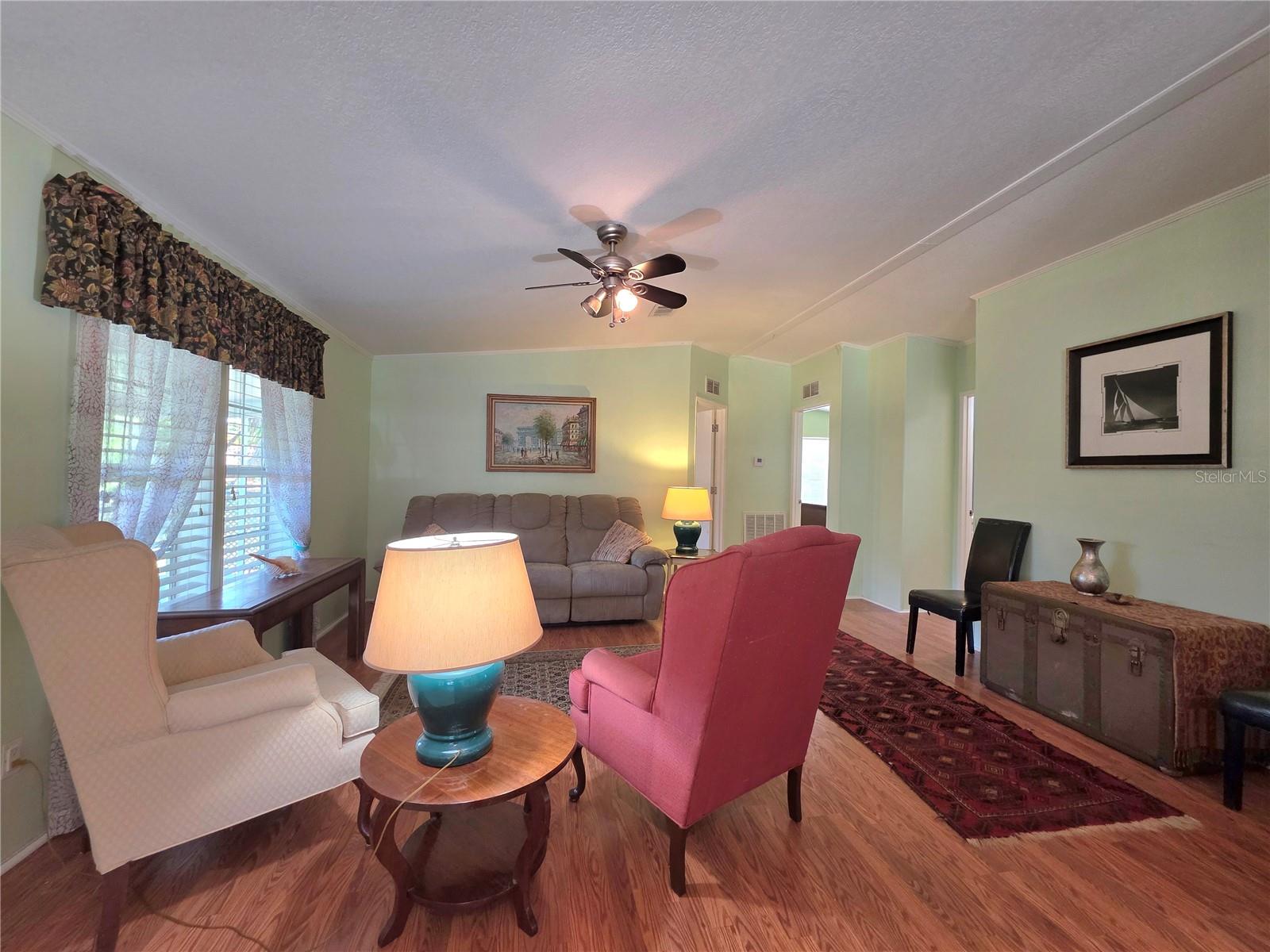 37251 LOIS AVE, ZEPHYRHILLS, FL — photo 15