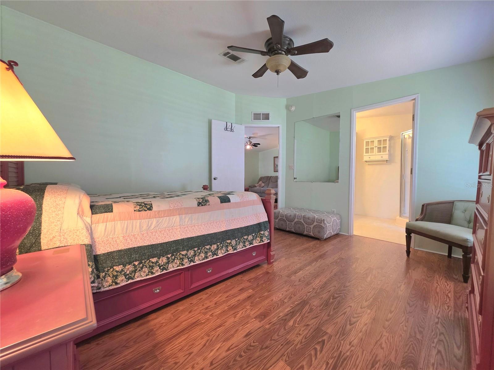 37251 LOIS AVE, ZEPHYRHILLS, FL — photo 19
