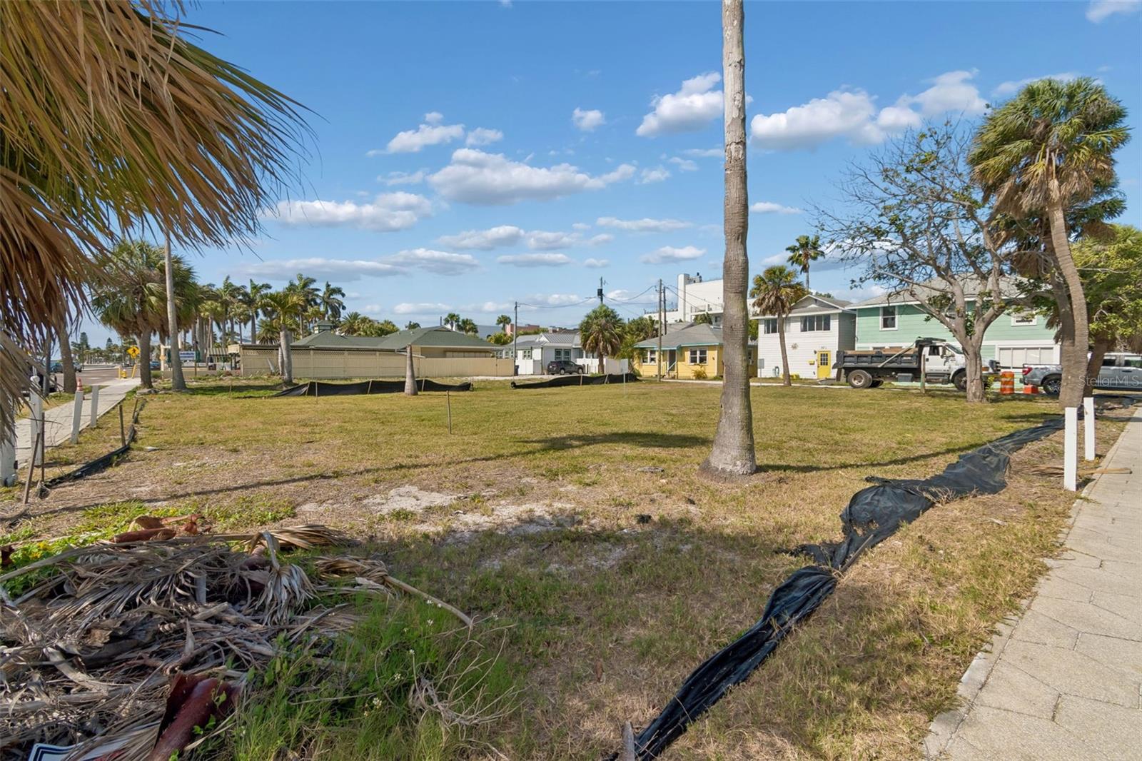 808 PASS A GRILLE WAY, ST PETE BEACH, FL — photo 28