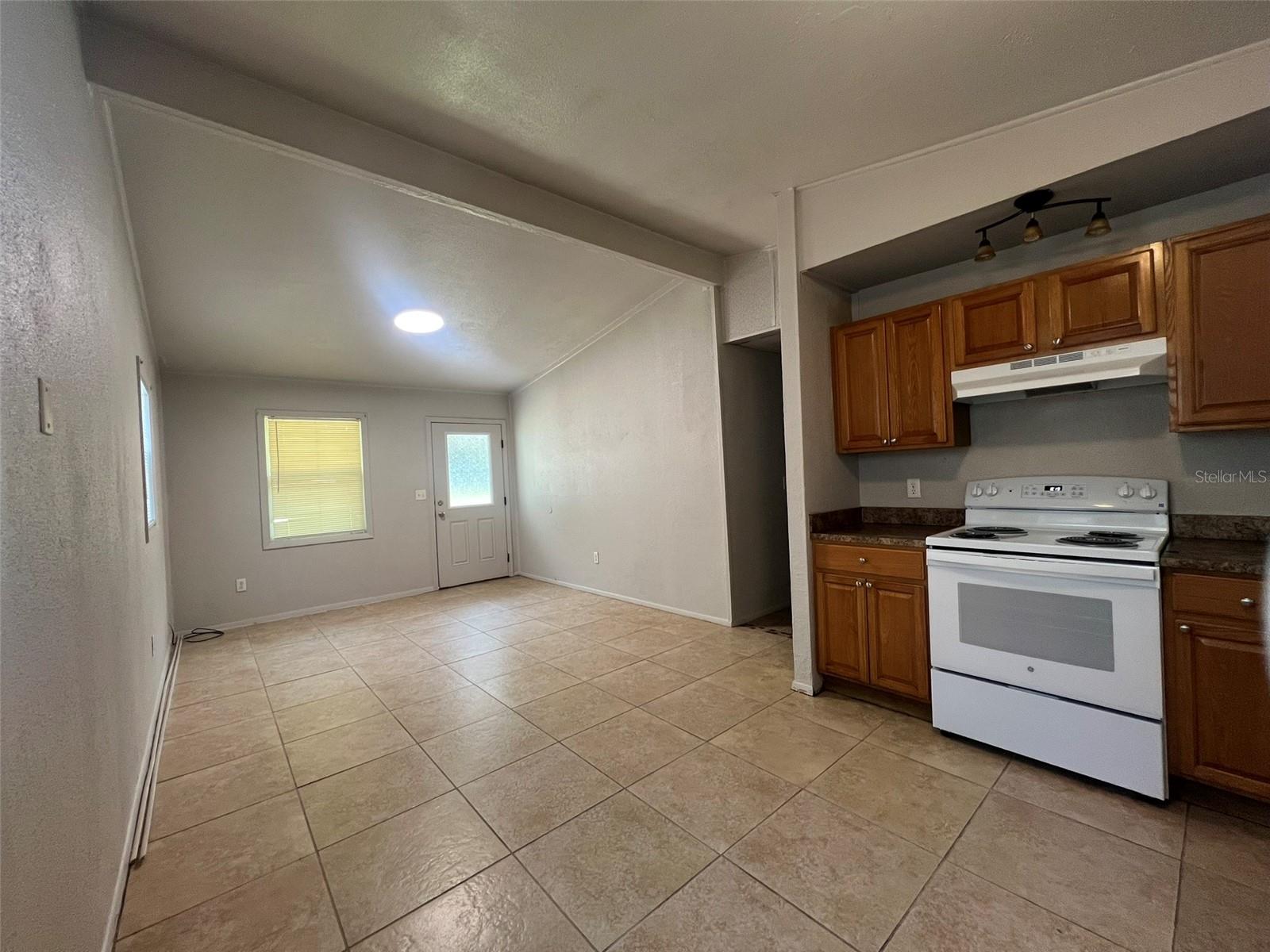 13711 NW 158TH PL, ALACHUA, FL — photo 2