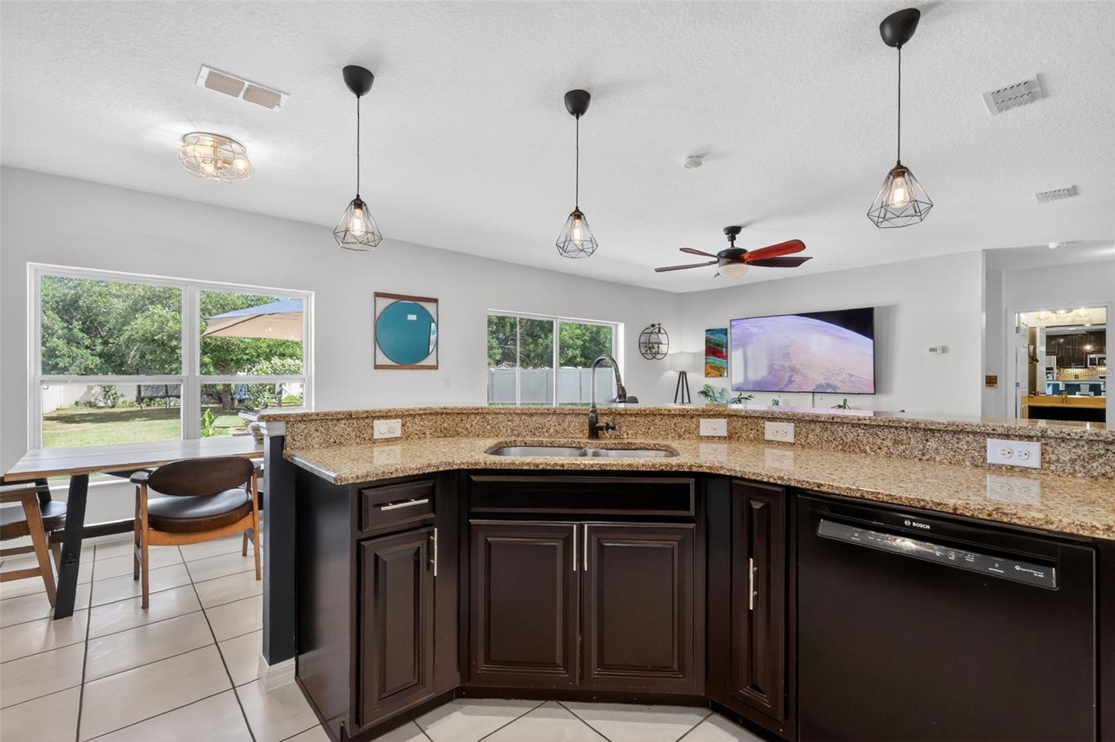 34040 ALAMEDA DR, SORRENTO, FL — photo 26