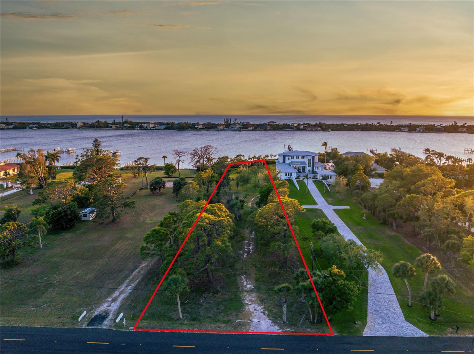 BAYSHORE DR, ENGLEWOOD, FL — photo 15