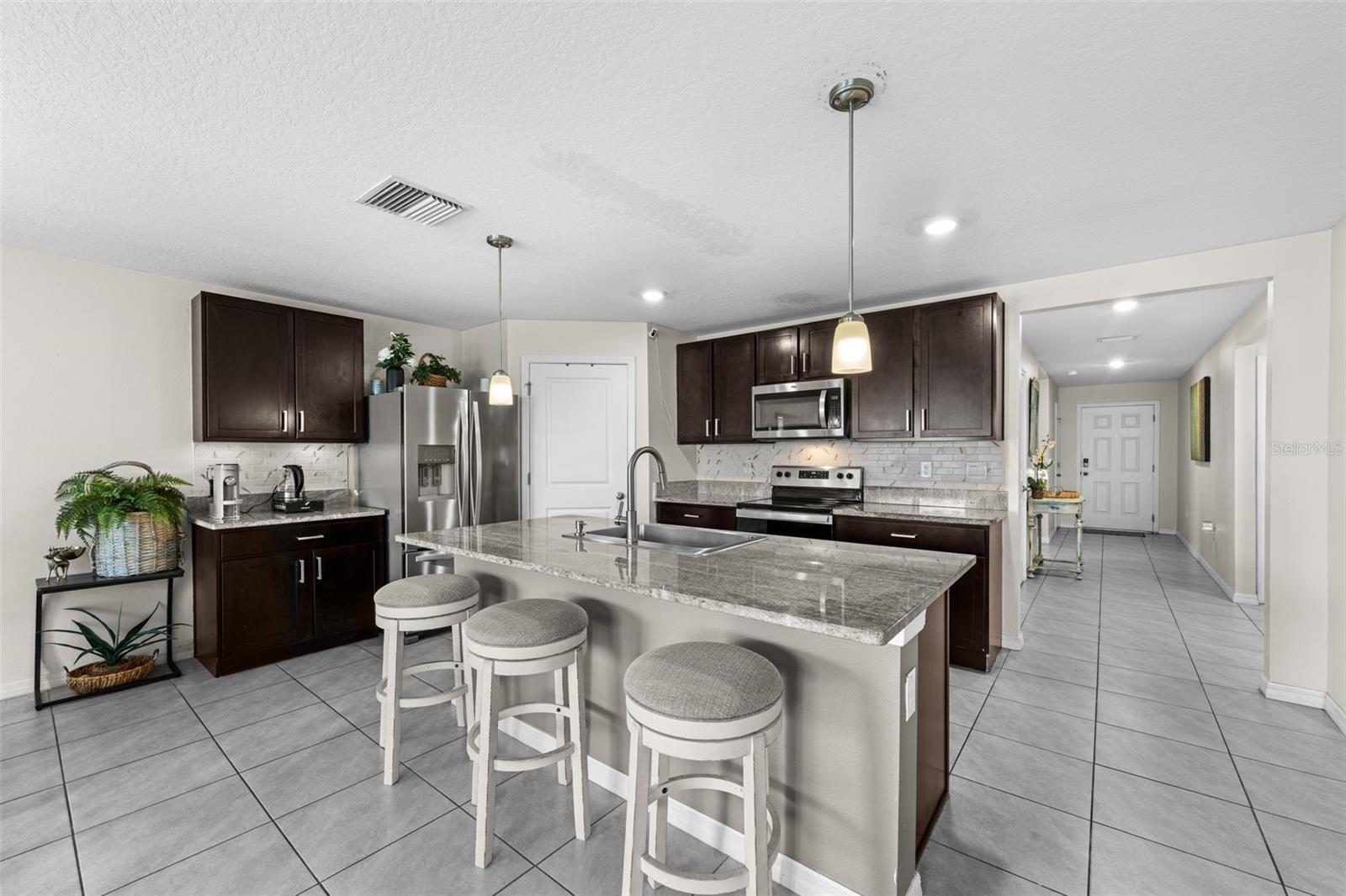 16742 SUNBURST LAKE ST, WIMAUMA, FL — photo 10
