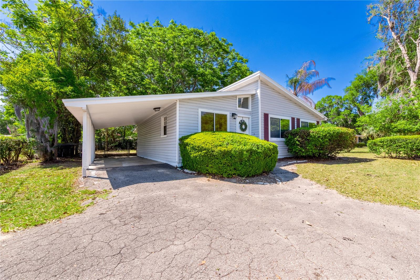 950 S LAWRENCE BLVD, KEYSTONE HEIGHTS, FL — photo 2