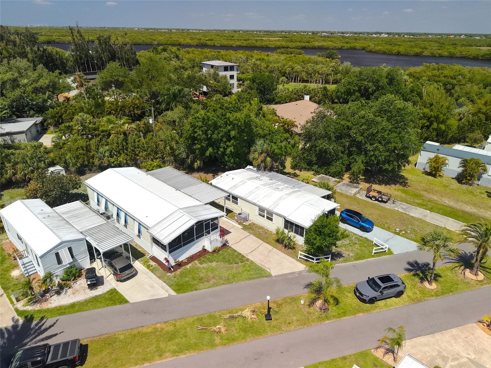 2927 COQUINA ESPLANADE, PUNTA GORDA, FL — photo 35