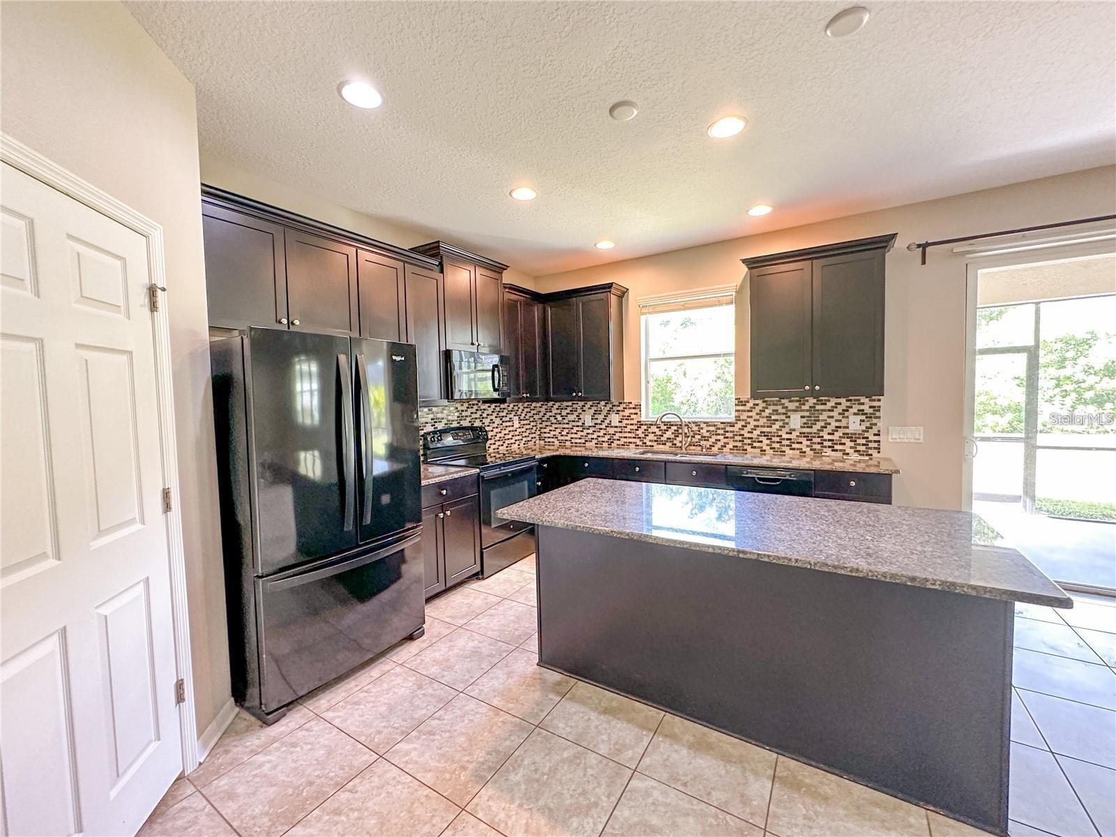 8979 39TH STREET CIR E, PARRISH, FL — photo 6