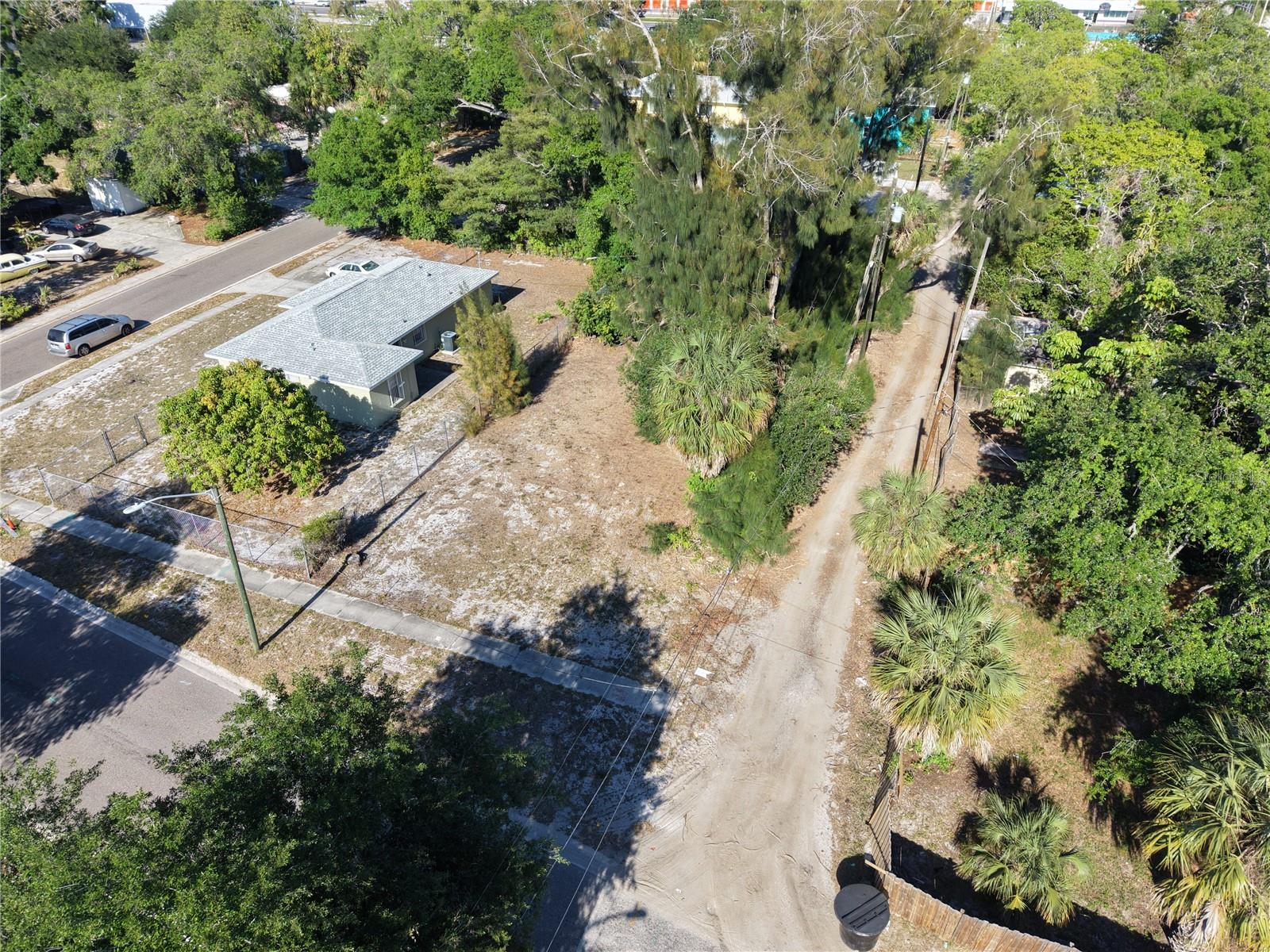 14TH AVE S, ST PETERSBURG, FL — photo 3