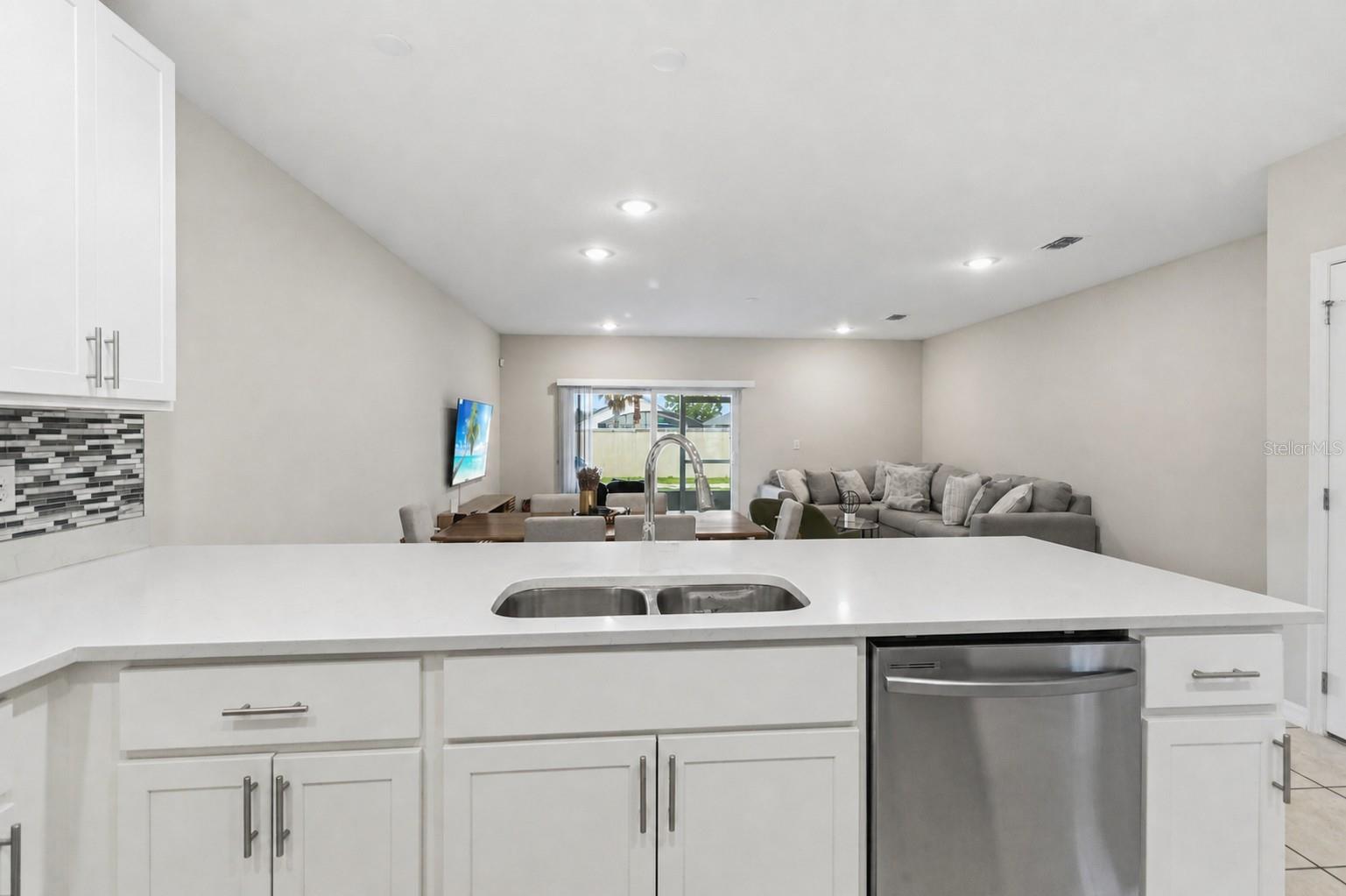 4729 CORAL CASTLE DR, KISSIMMEE, FL — photo 11