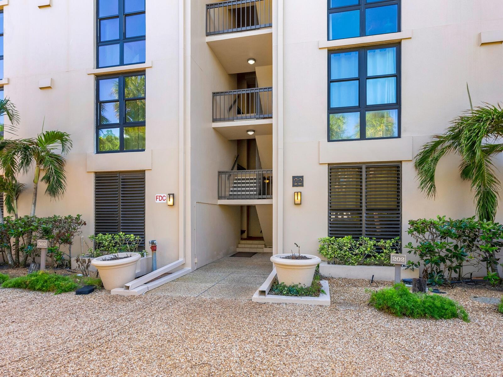 22 SANDY COVE RD #APT 203, SARASOTA, FL — photo 3