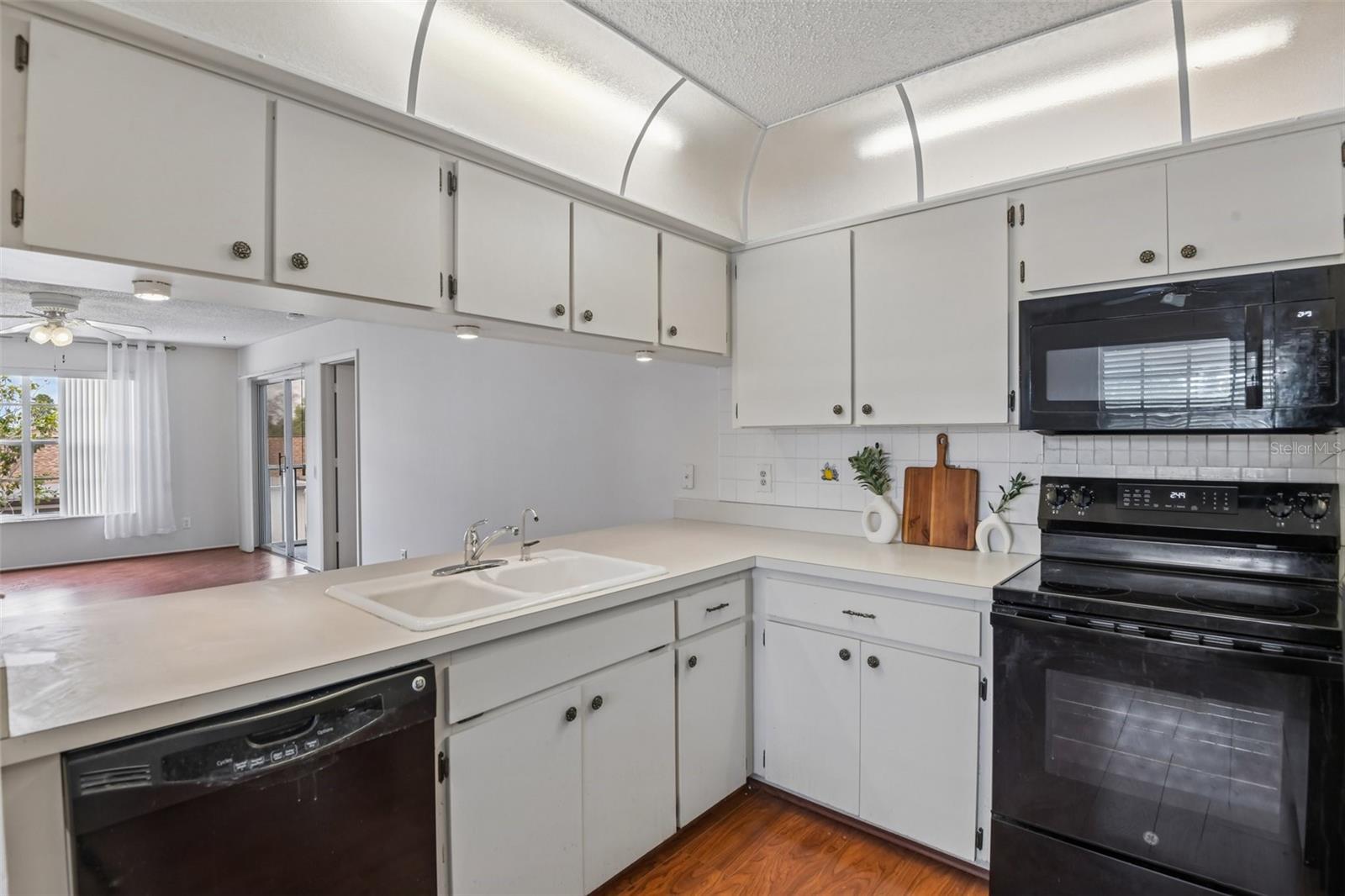 7713 HILLSIDE CT #204, HUDSON, FL — photo 12