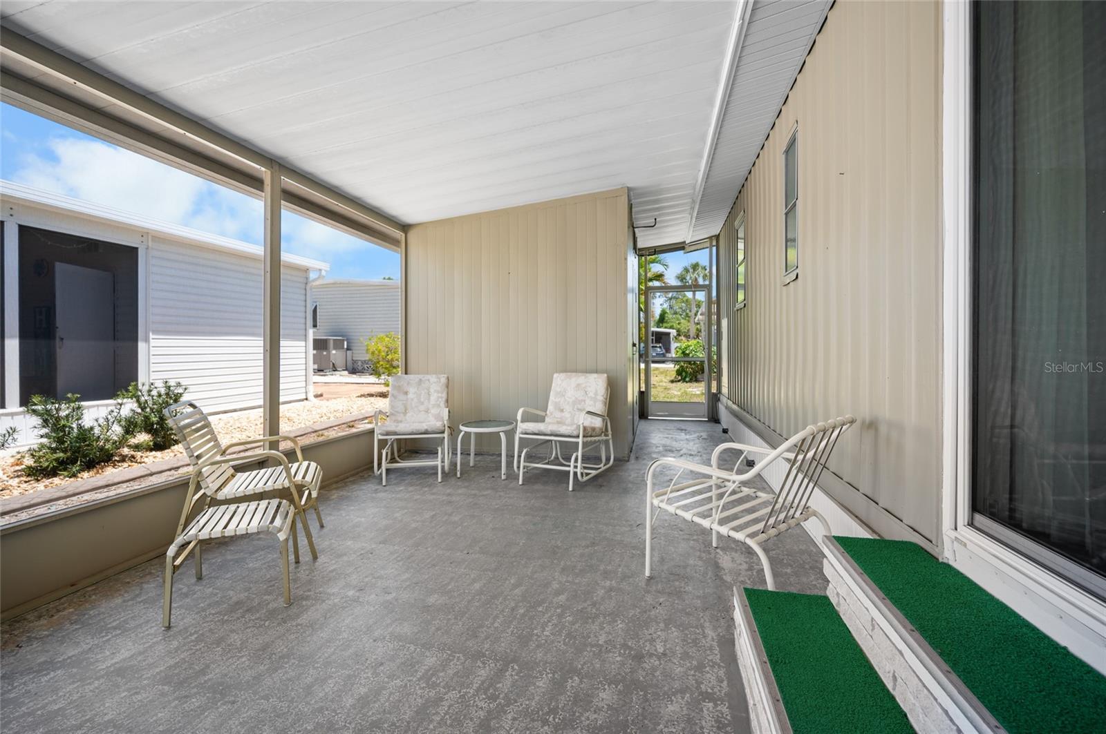 5751 HYACINTH RD, VENICE, FL — photo 2