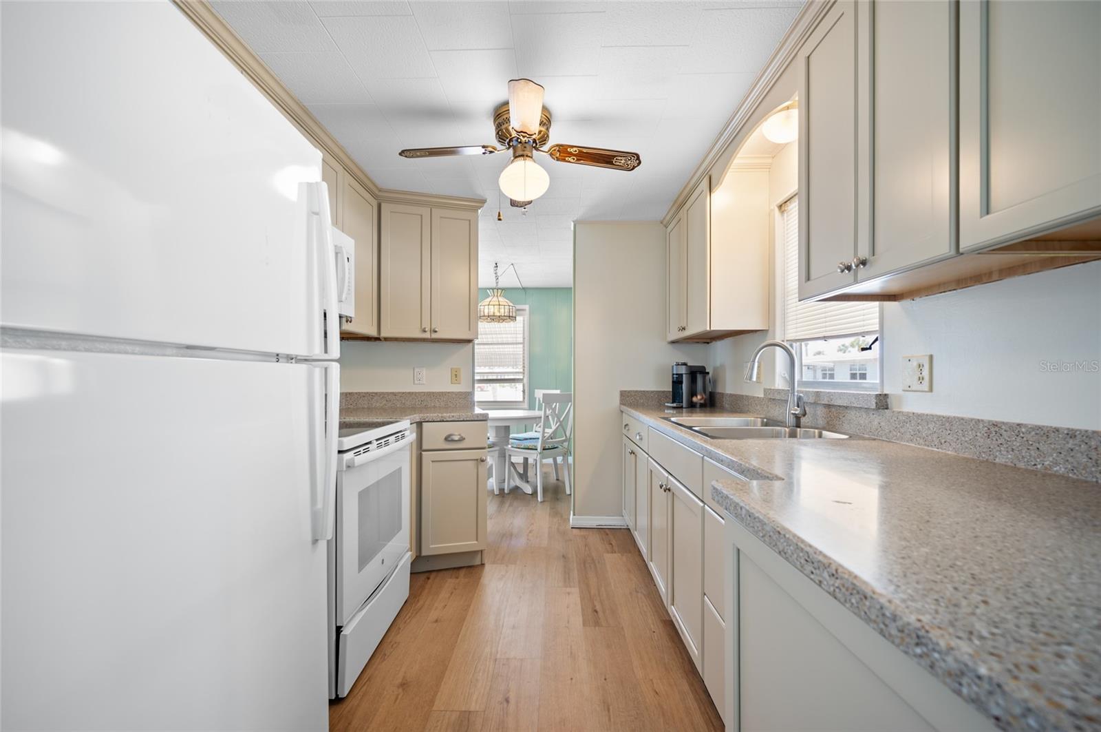 5751 HYACINTH RD, VENICE, FL — photo 5