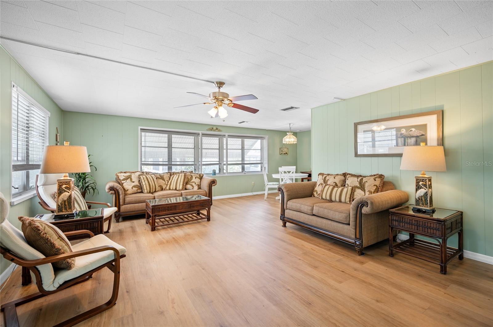 5751 HYACINTH RD, VENICE, FL — photo 10
