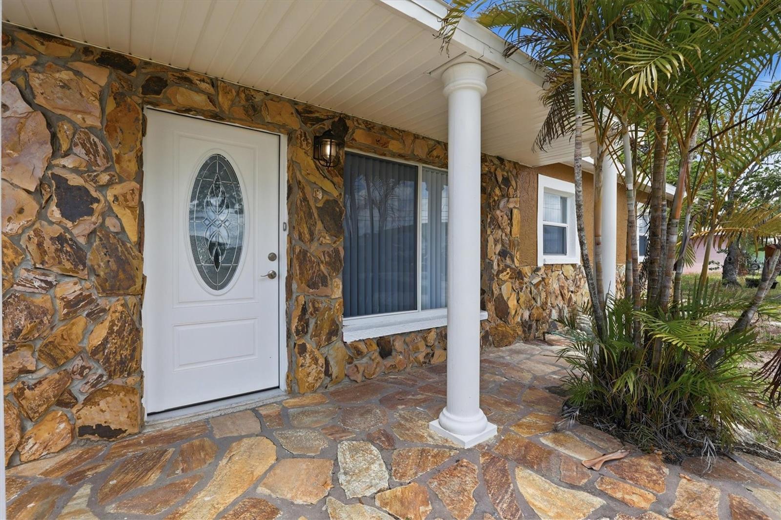 721 BAYSHORE DR, TARPON SPRINGS, FL — photo 4