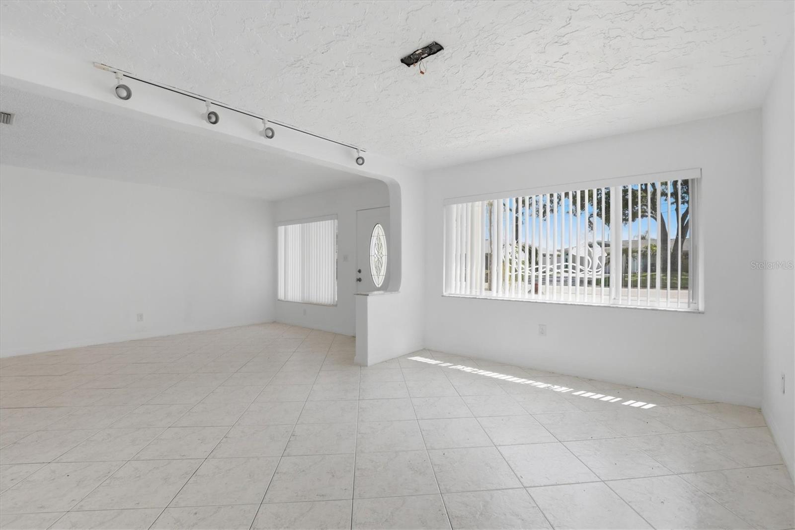 721 BAYSHORE DR, TARPON SPRINGS, FL — photo 10
