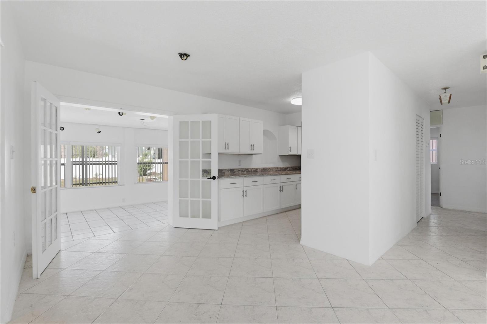 721 BAYSHORE DR, TARPON SPRINGS, FL — photo 12