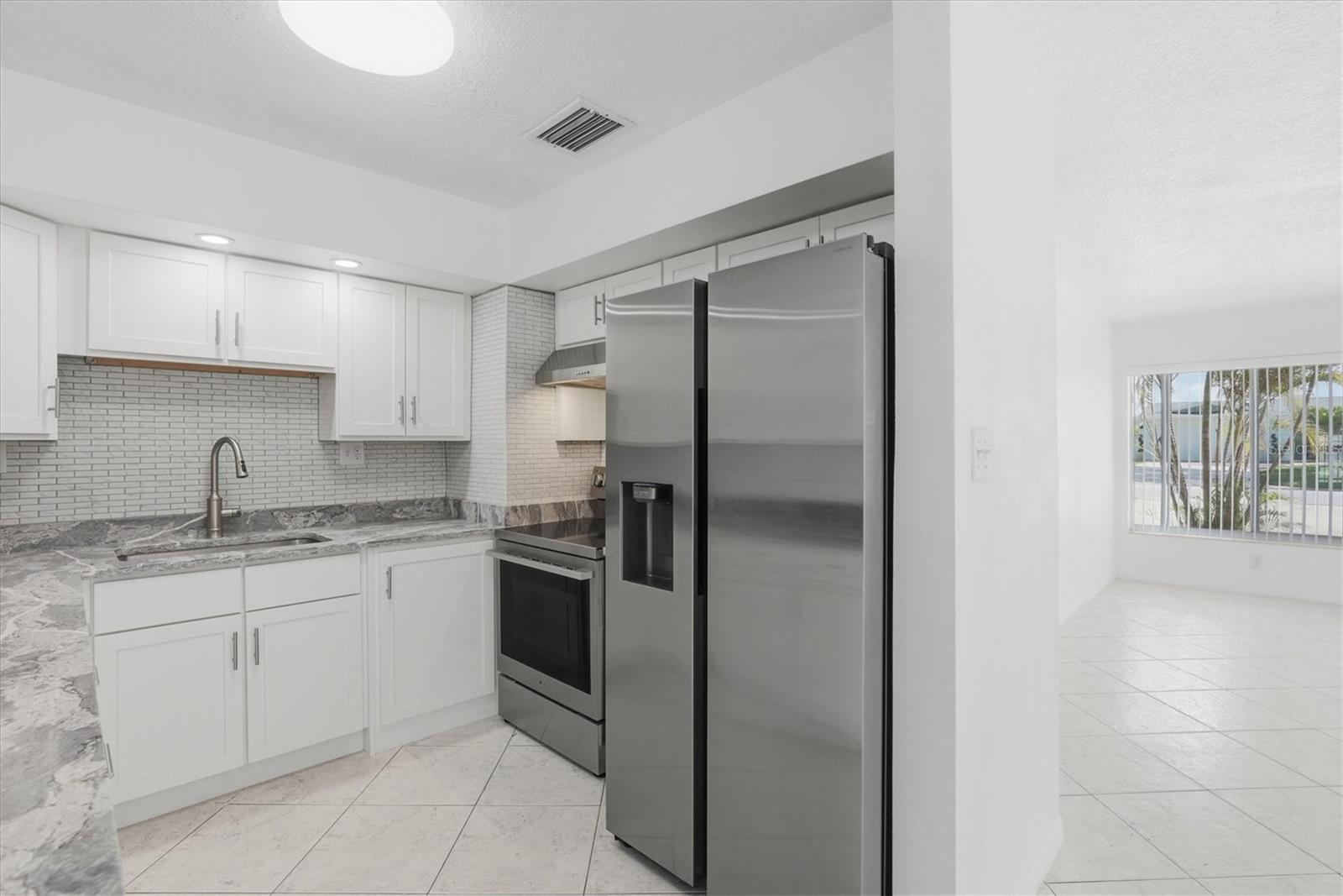721 BAYSHORE DR, TARPON SPRINGS, FL — photo 17