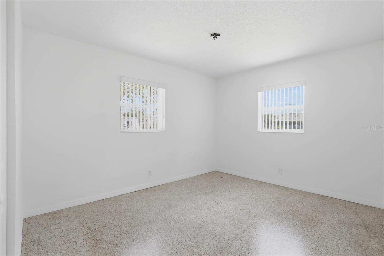 721 BAYSHORE DR, TARPON SPRINGS, FL — photo 24