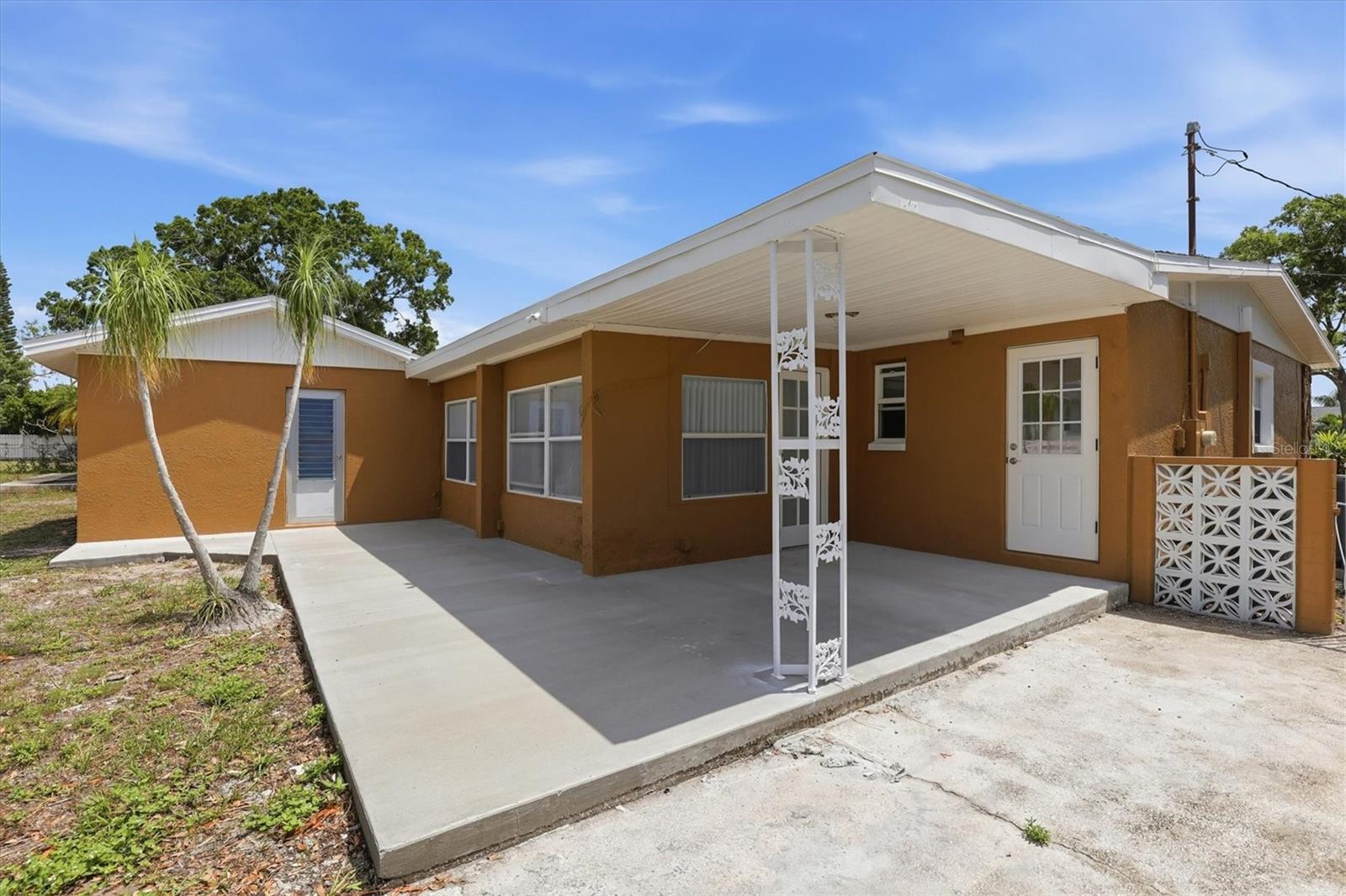 721 BAYSHORE DR, TARPON SPRINGS, FL — photo 37