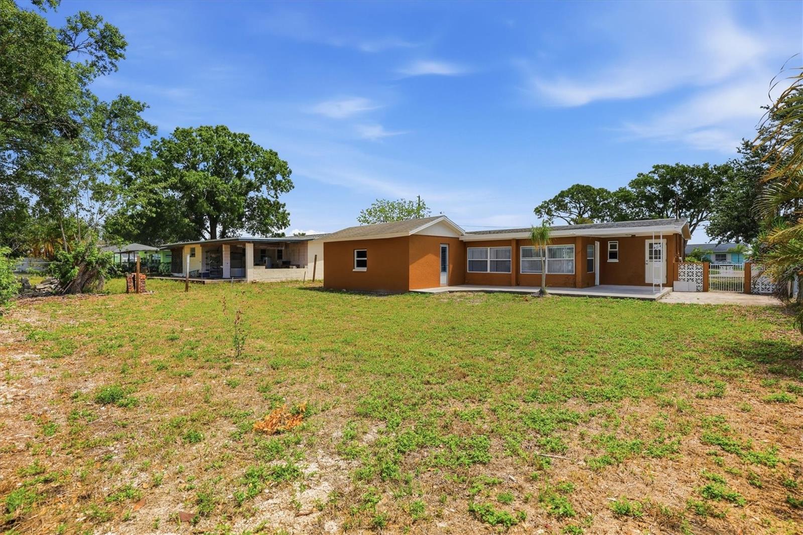 721 BAYSHORE DR, TARPON SPRINGS, FL — photo 39
