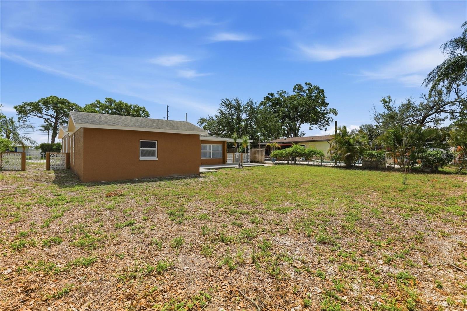721 BAYSHORE DR, TARPON SPRINGS, FL — photo 40