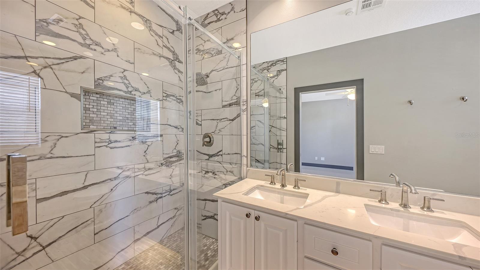 1586 DORGALI DR, SARASOTA, FL — photo 30