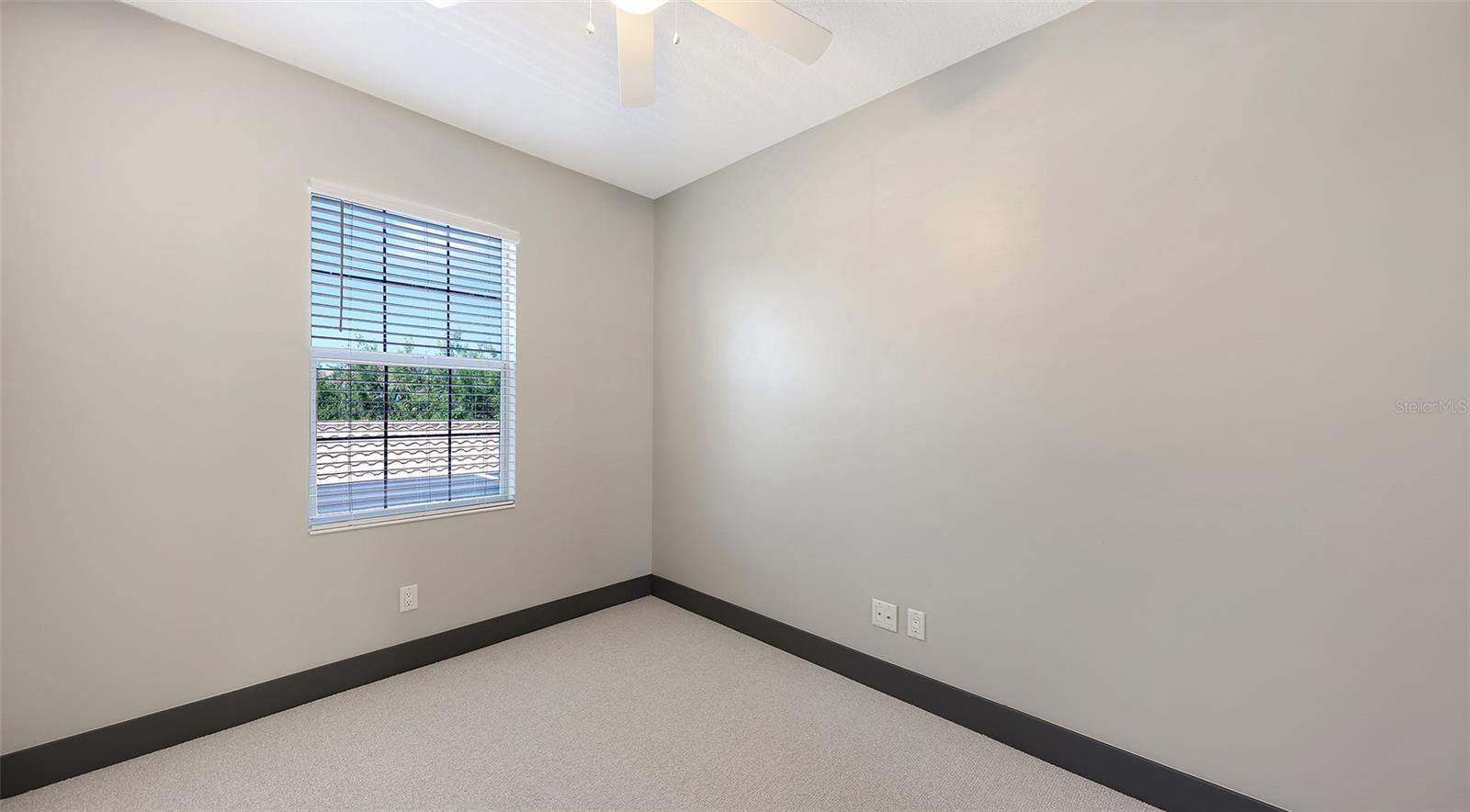 1586 DORGALI DR, SARASOTA, FL — photo 33