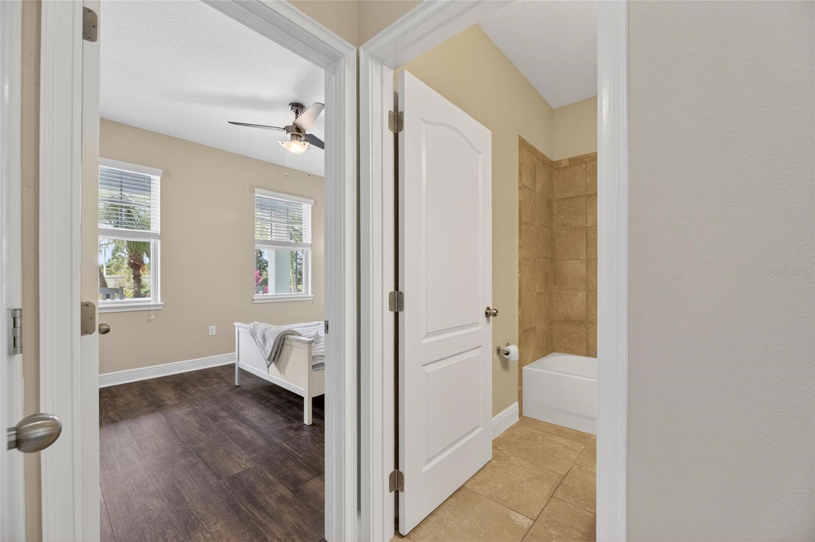 513 MANNS HARBOR DR, APOLLO BEACH, FL — photo 14