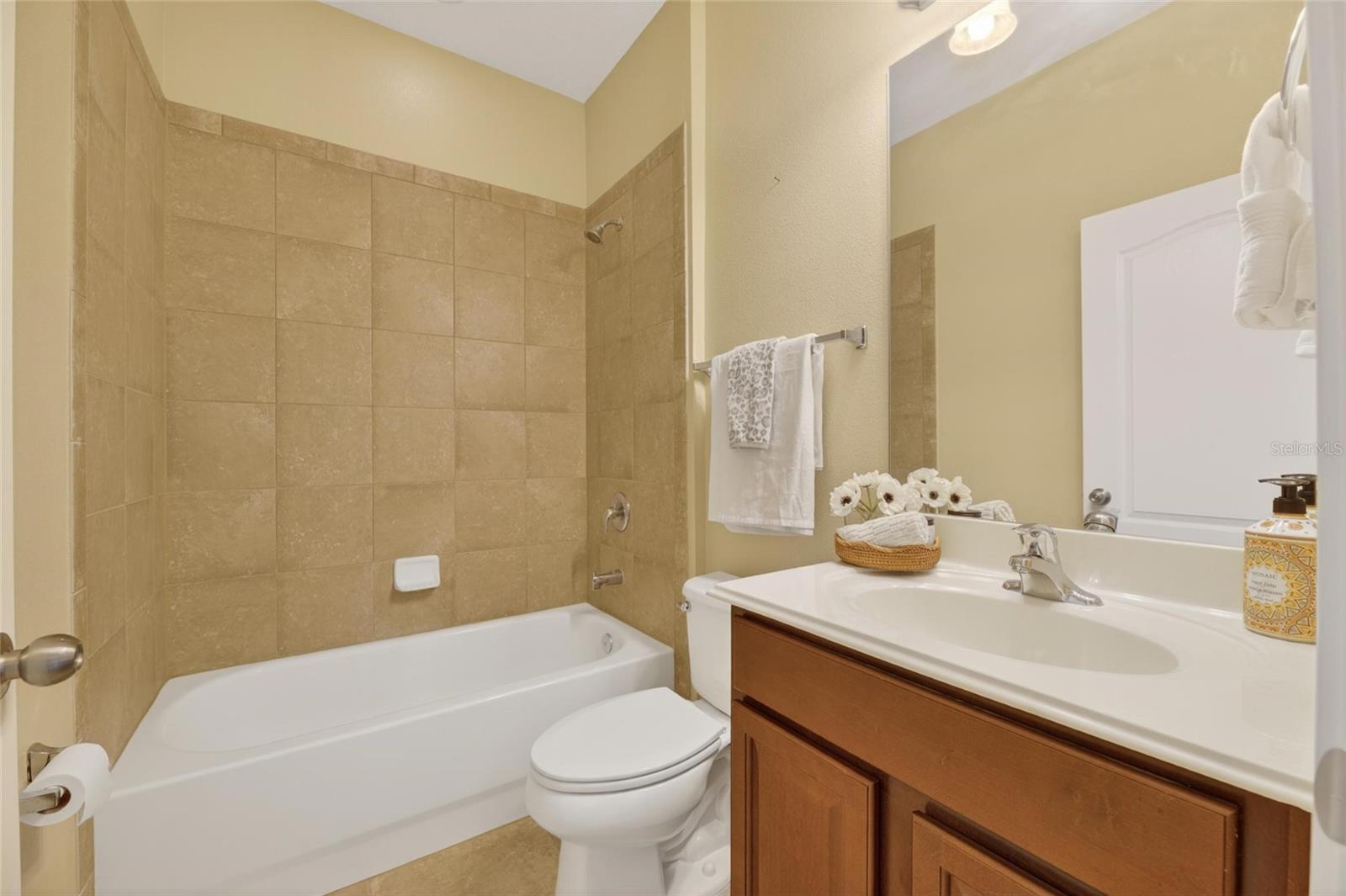 513 MANNS HARBOR DR, APOLLO BEACH, FL — photo 18