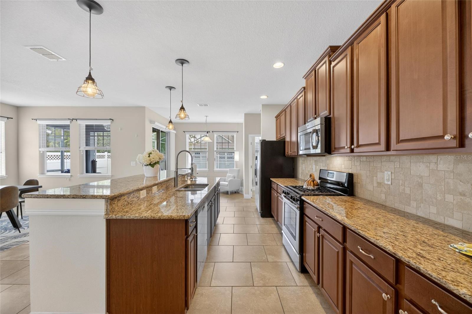 513 MANNS HARBOR DR, APOLLO BEACH, FL — photo 55