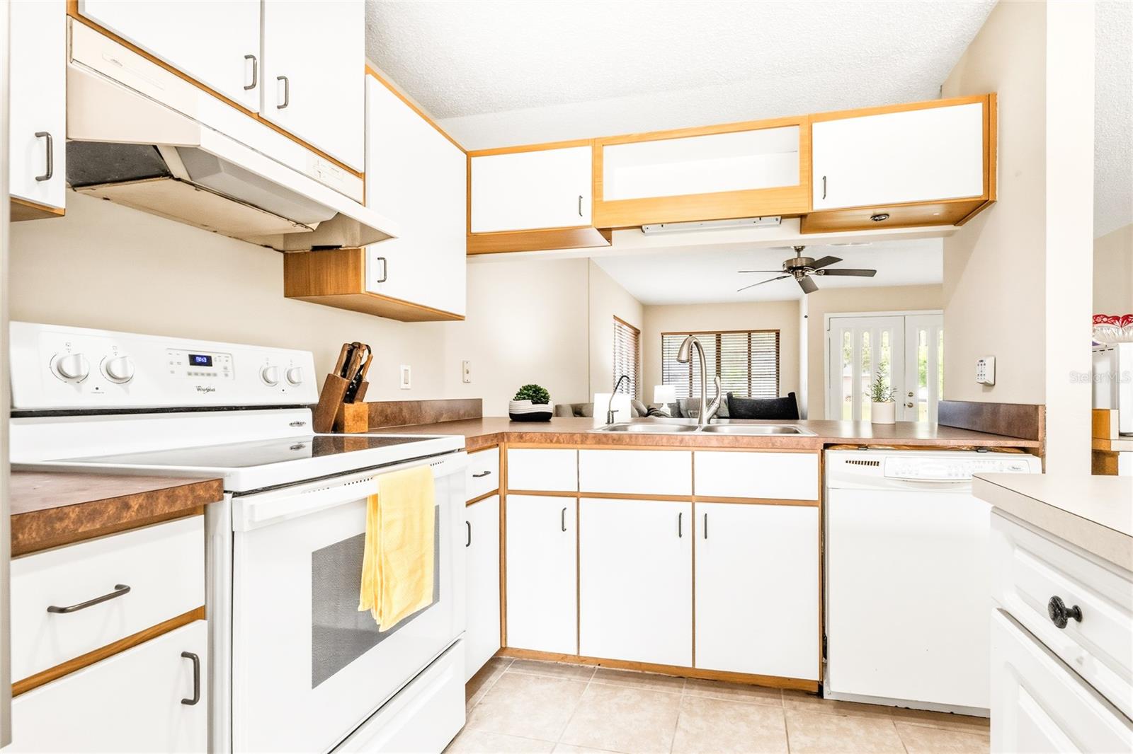 8 LLADD CT, PALM COAST, FL — photo 3